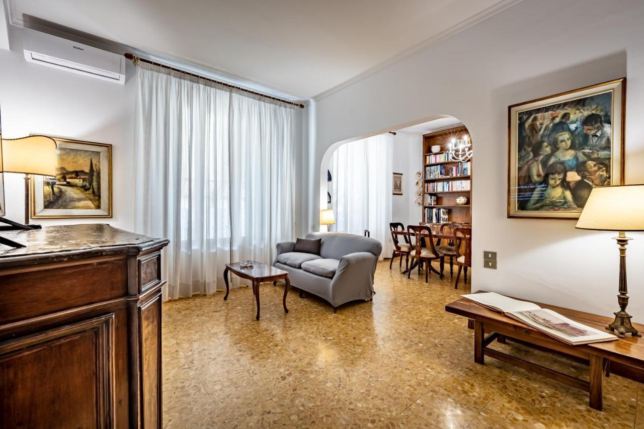 Apartamento Yid Leopolda Few Minutes From Station Florencia
