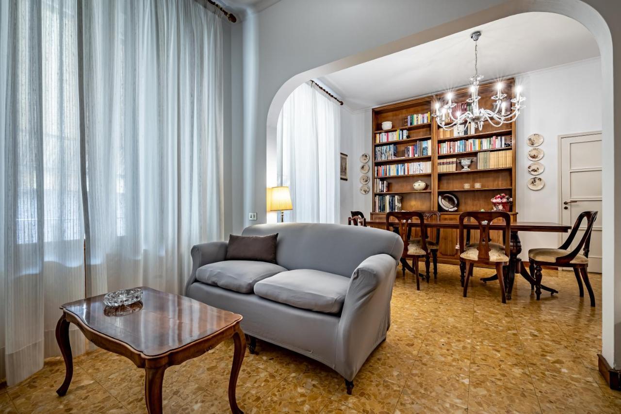 Yid Leopolda Few Minutes From Station Apartamento Florencia